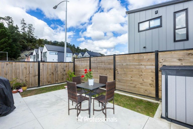 Photo of property in 24 Reakes Crescent, Wallaceville, Upper Hutt, 5018