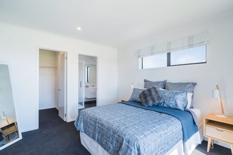 Photo of property in 9 Azara Way, Wigram, Christchurch, 8025
