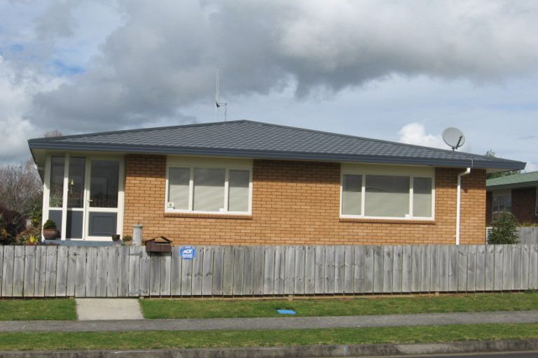 Photo of property in 14 Elm Place, Tikipunga, Whangarei, 0112