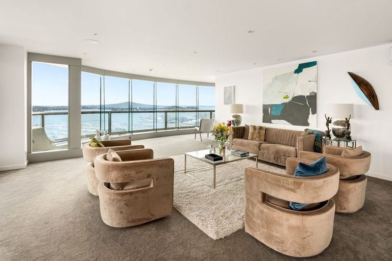 Photo of property in Shangri La Apartments, 15/97 Jervois Road, Herne Bay, Auckland, 1011