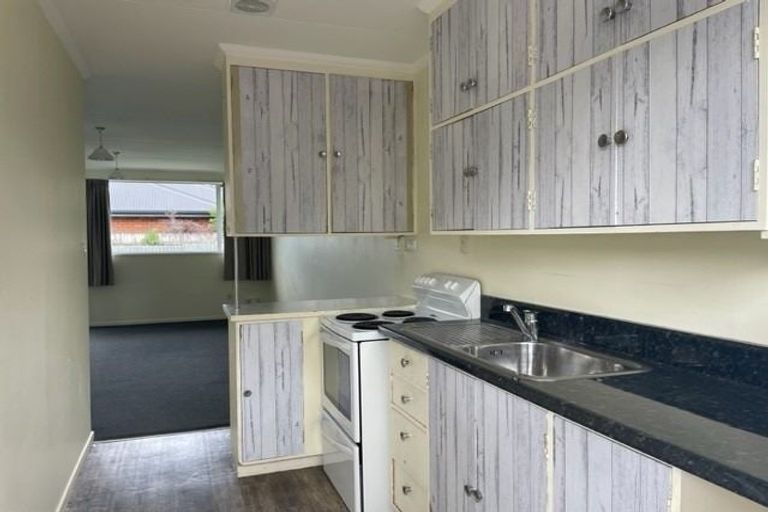 Photo of property in 31 Knowles Street, Terrace End, Palmerston North, 4410