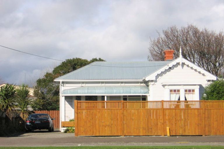 Photo of property in 708 Main Street, Palmerston North, 4414