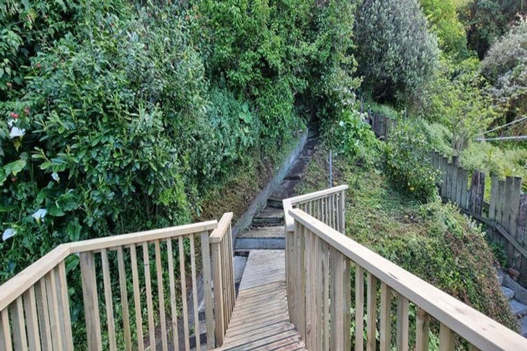 Photo of property in 16 Raroa Road, Kelburn, Wellington, 6012