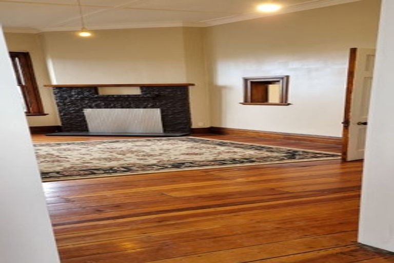 Photo of property in 21 Albert Street, Masterton, 5810
