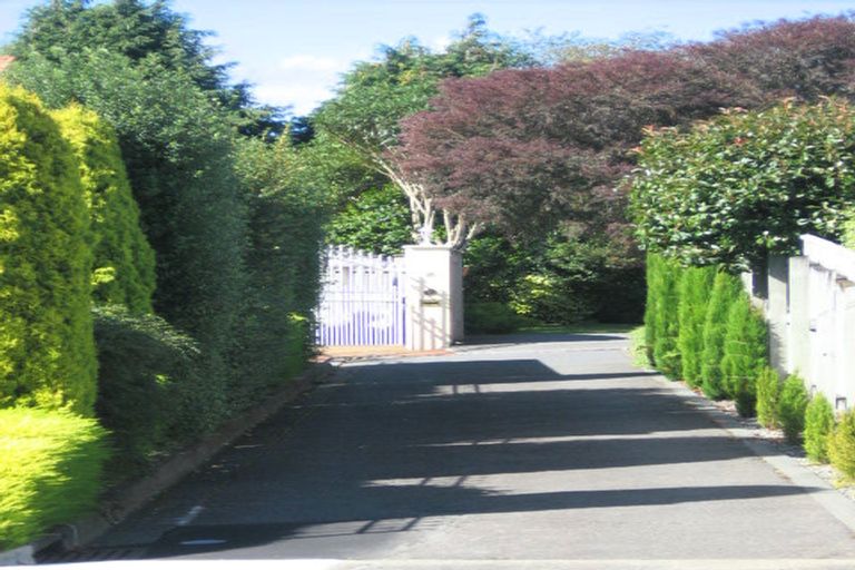 Photo of property in 17 Comeskey Grove, Elderslea, Upper Hutt, 5018