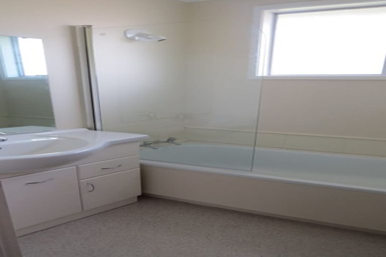 Photo of property in 2b Oak Avenue, Nawton, Hamilton, 3200