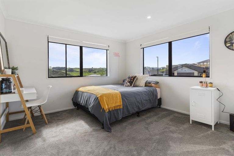 Photo of property in 150 Harriet Johnston Drive, Pokeno, 2402