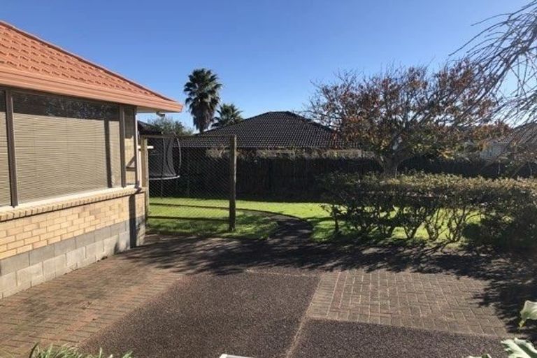 Photo of property in 25 Mission View Drive, Northpark, Auckland, 2013