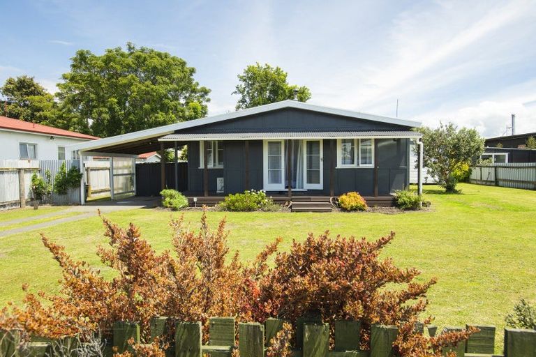 Photo of property in 25 Haldane Street, Elgin, Gisborne, 4010