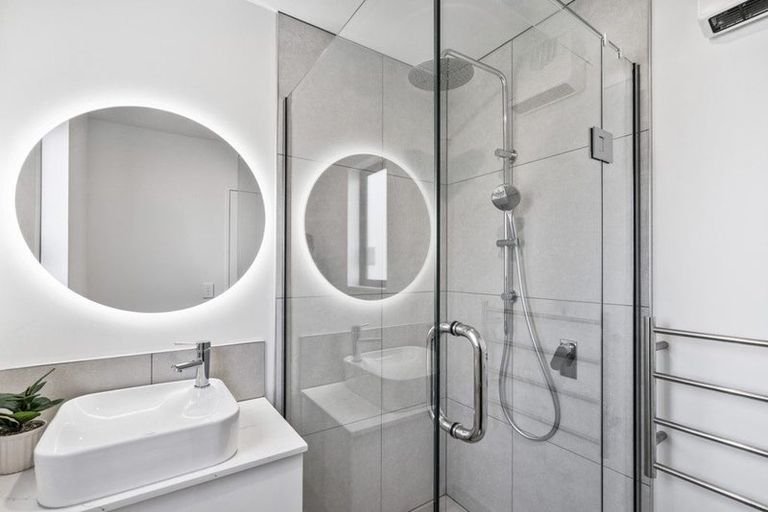 Photo of property in 1/146 Blenheim Road, Riccarton, Christchurch, 8041