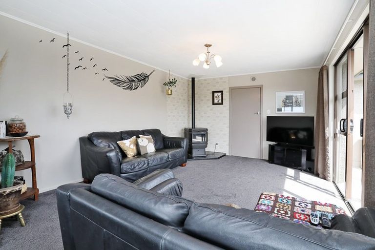 Photo of property in 8 Mackenzie Street, Winton, 9720