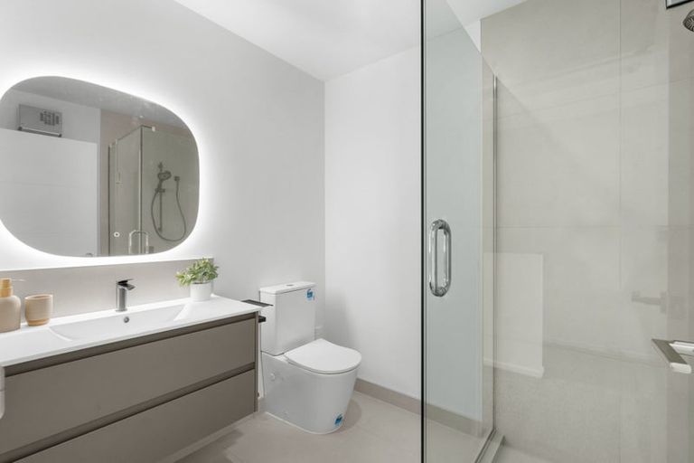 Photo of property in 1/64 Amyes Road, Hornby, Christchurch, 8042