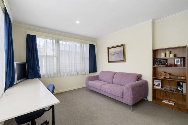 Photo of property in 225 Innes Road, St Albans, Christchurch, 8052