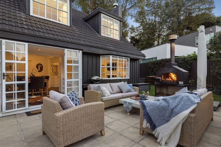 Photo of property in 7 Crown Lane, Remuera, Auckland, 1050