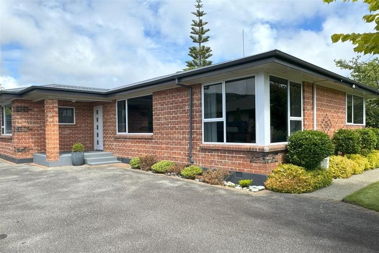 Photo of property in 123 Sinnott Road, Greymouth, 7805