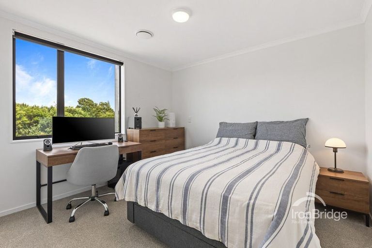 Photo of property in 9/18 Titoki Street, Te Atatu Peninsula, Auckland, 0610