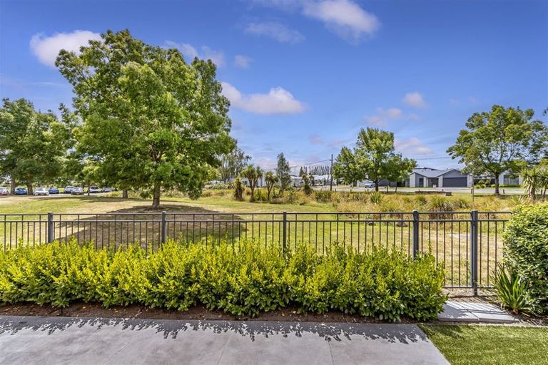 Photo of property in 11a Blarney Place, Casebrook, Christchurch, 8051