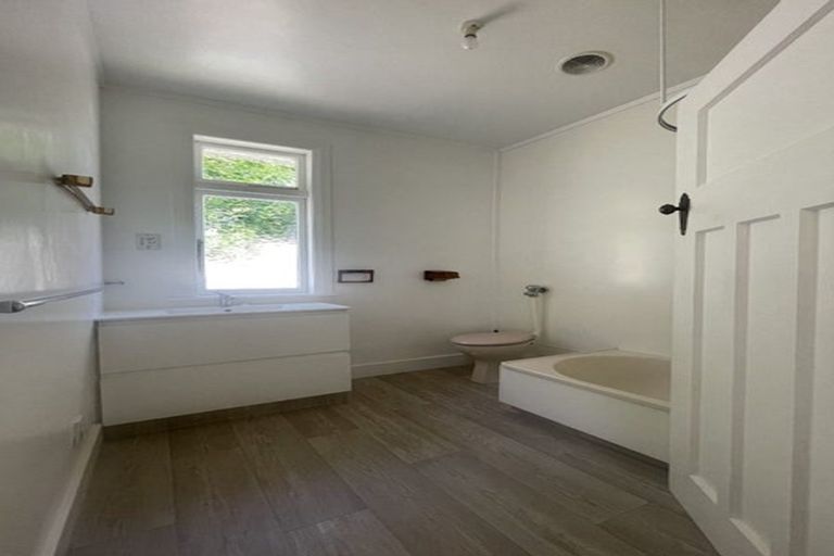 Photo of property in 52 Wilberforce Street, Miramar, Wellington, 6022