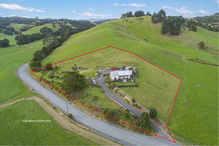 Photo of property in 417 Otonga-marua Road, Opuawhanga, Hikurangi, 0181