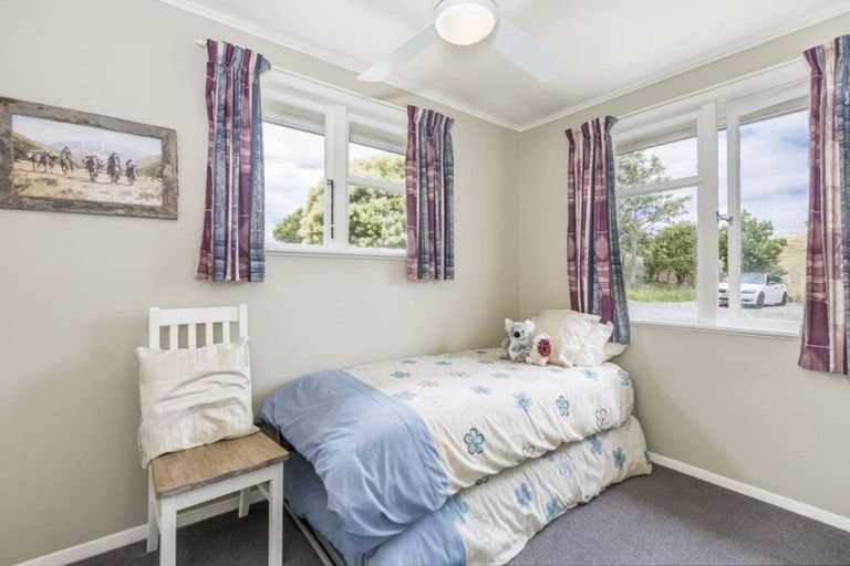 Photo of property in 306 Oneriri Road, Kaiwaka, 0573