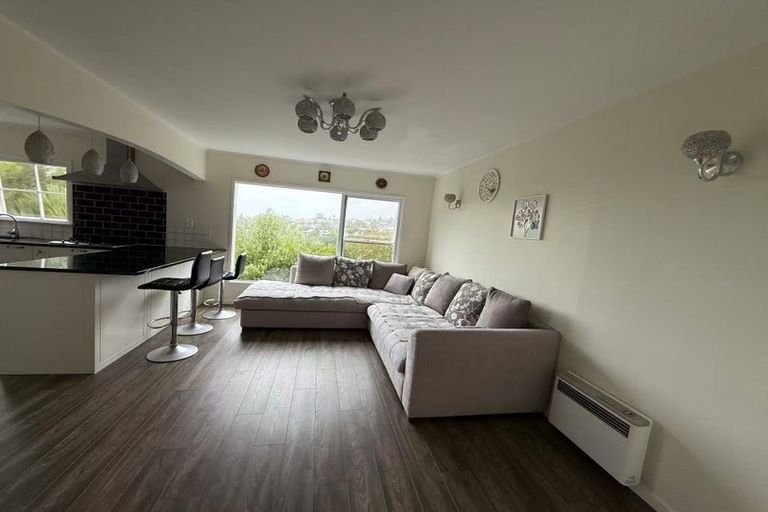 Photo of property in 47a Aberdeen Road, Castor Bay, Auckland, 0620