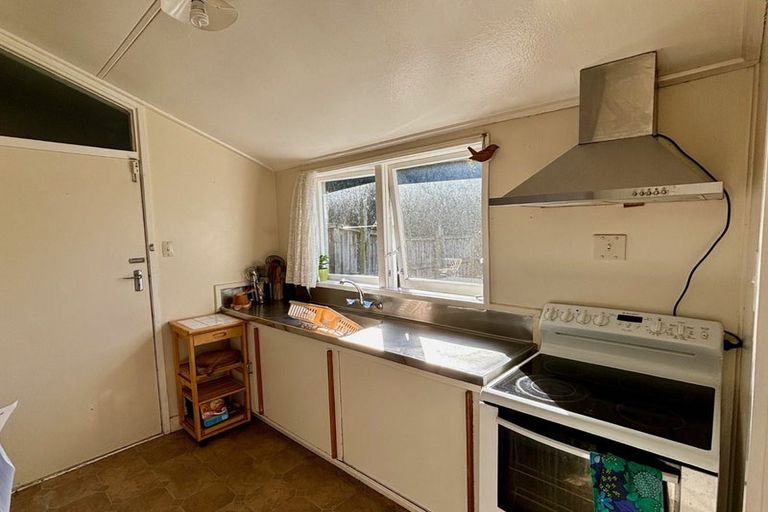 Photo of property in 3 Elm Street, Waiuku, 2123