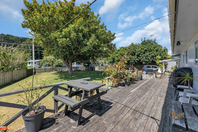 Photo of property in 136 George Street, Hikurangi, 0114