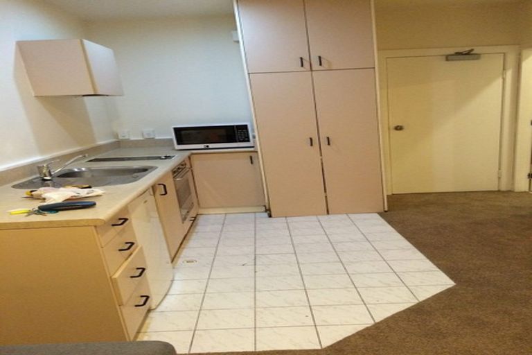 Photo of property in Regency Apartments, 2c/49 Manners Street, Te Aro, Wellington, 6011
