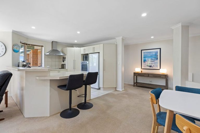 Photo of property in 120 Doncaster Drive, Papamoa Beach, Papamoa, 3118