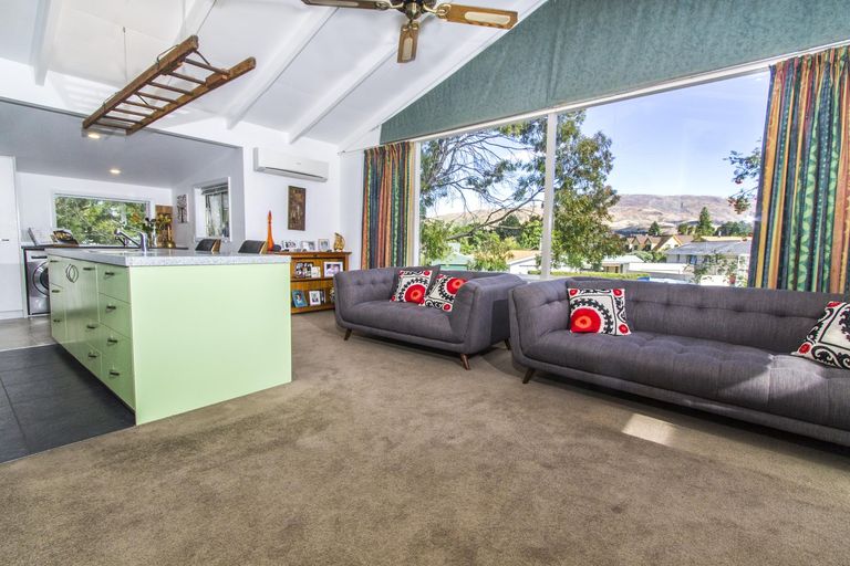 Photo of property in 8 Monaghan Street, Cromwell, 9310