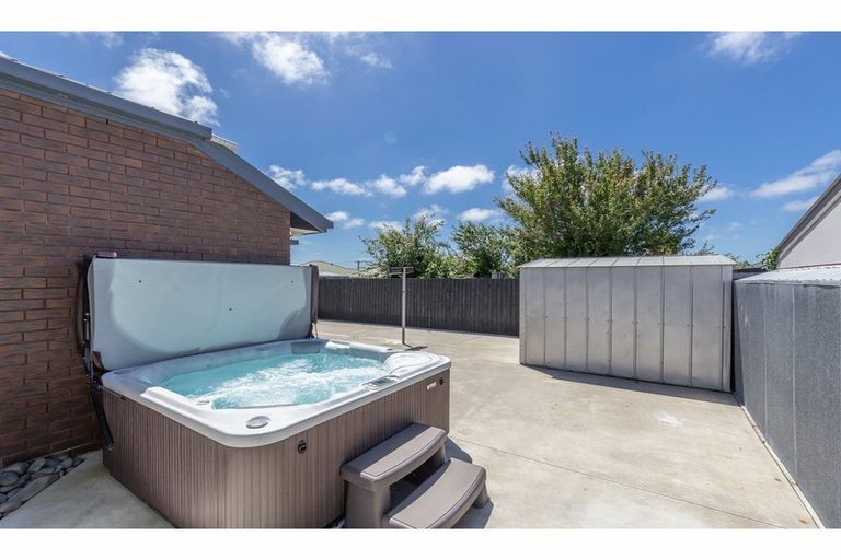 Photo of property in 15a Cleland Street, Belfast, Christchurch, 8051