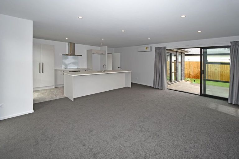 Photo of property in 51 William Nicholls Drive, Belfast, Christchurch, 8051
