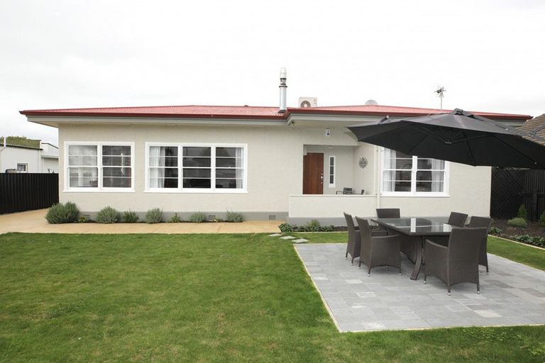 Photo of property in 214 Saint Leonards Avenue, Saint Leonards, Hastings, 4120