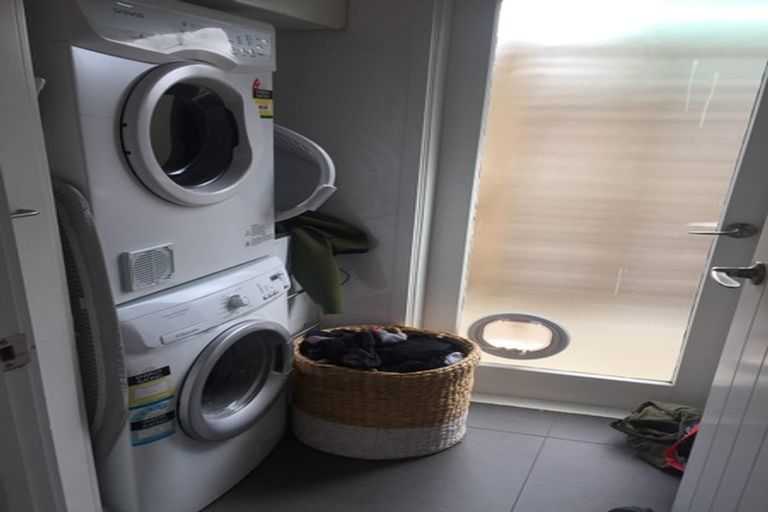 Photo of property in 7a Cedar Terrace, Stanmore Bay, Whangaparaoa, 0932