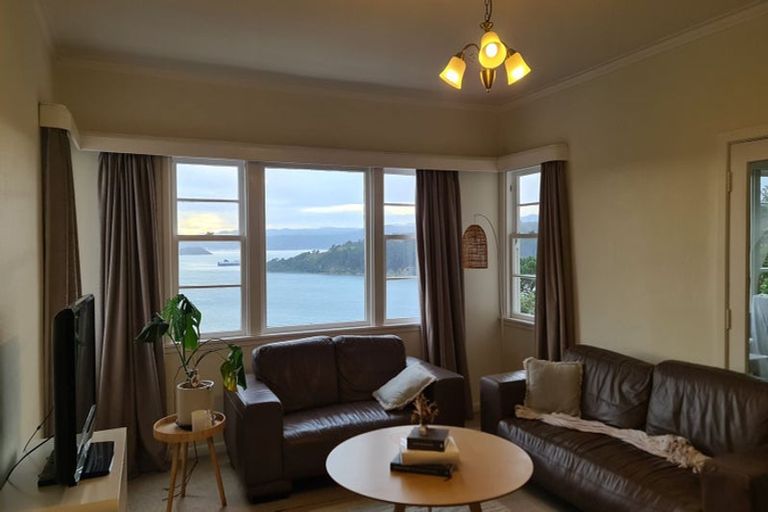 Photo of property in 122 Grafton Road, Roseneath, Wellington, 6011