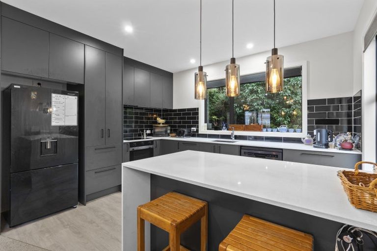 Photo of property in 61a Riverstone Drive, Riverstone Terraces, Upper Hutt, 5018