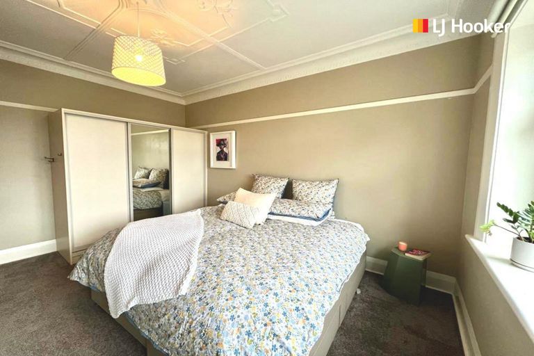 Photo of property in 64 Royal Crescent, Saint Kilda, Dunedin, 9012