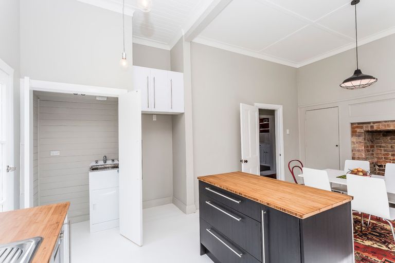 Photo of property in 84 Tomahawk Road, Andersons Bay, Dunedin, 9013