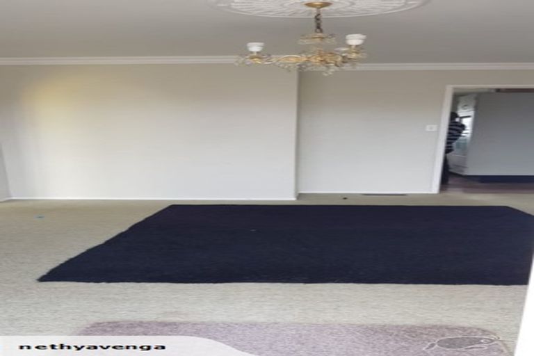 Photo of property in 32 Gilbass Avenue, Hamilton Lake, Hamilton, 3204