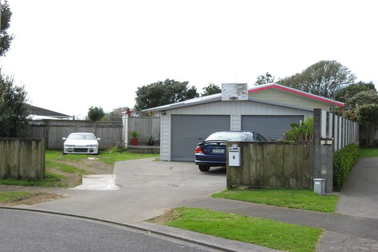 Photo of property in 6 Farnham Place, Bell Block, New Plymouth, 4312