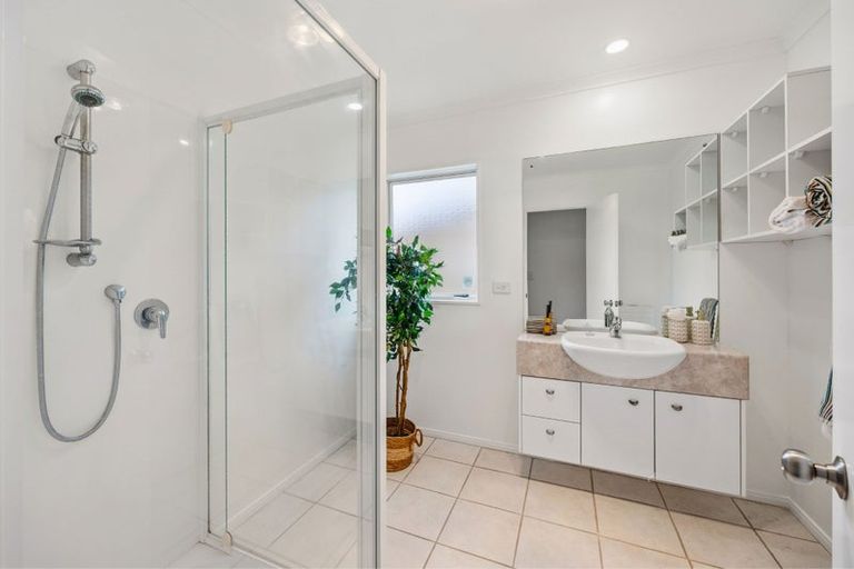 Photo of property in 67 Espalier Drive, Henderson, Auckland, 0612