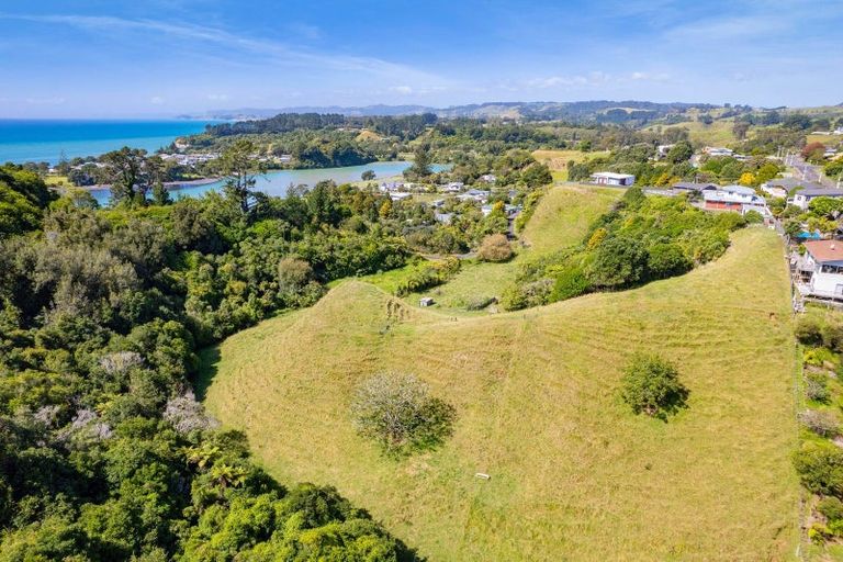 Photo of property in 29 Whakapaki Street, Urenui, 4375