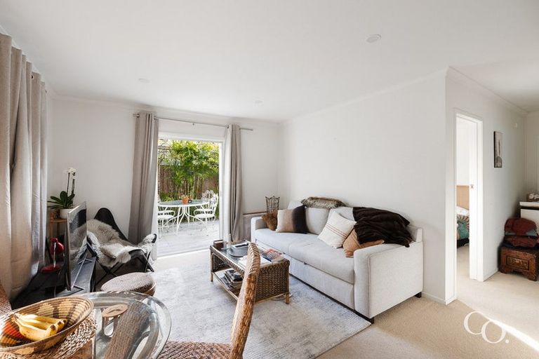 Photo of property in 6a Longwood Lane, Otumoetai, Tauranga, 3110