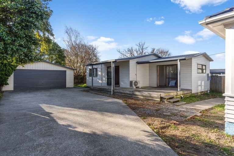 Photo of property in 18 Auburn Avenue, Upper Riccarton, Christchurch, 8041
