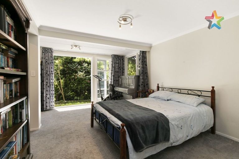 Photo of property in 7 Panorama Grove, Harbour View, Lower Hutt, 5010