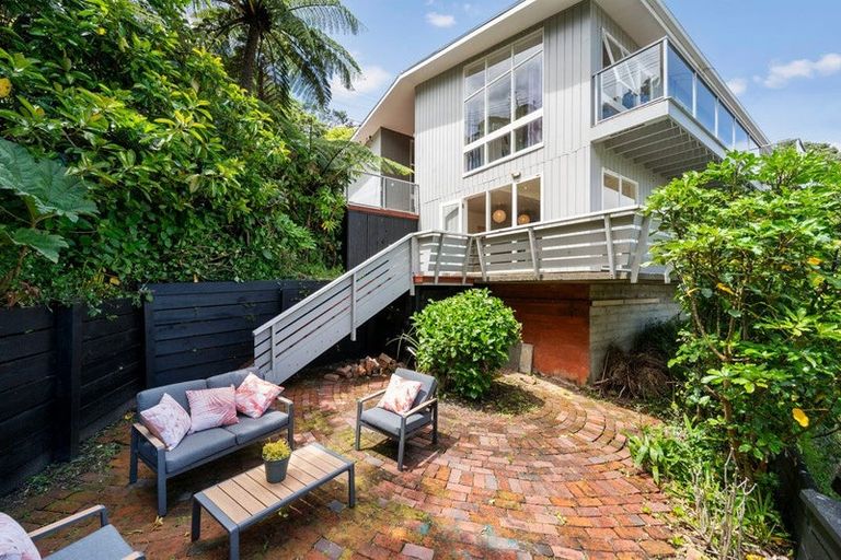 Photo of property in 30 Madras Street, Khandallah, Wellington, 6035