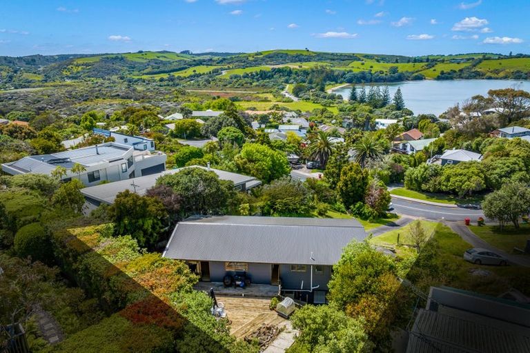 Photo of property in 35 Everard Avenue, Army Bay, Whangaparaoa, 0930