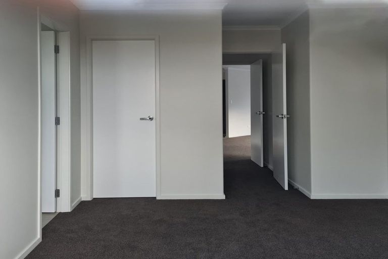 Photo of property in 17 Komata Crescent, Papamoa Beach, Papamoa, 3118