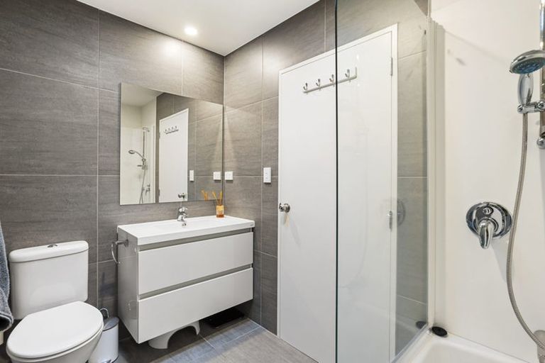 Photo of property in 122 Joseph Street, Flat Bush, Auckland, 2019