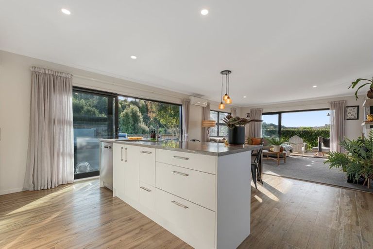 Photo of property in 38 Pakanga Grove, Pyes Pa, Tauranga, 3112